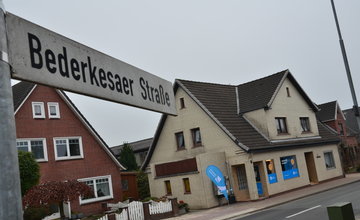 Der Servicepunkt der Deutschen Glasfaser an der Bederkesaer Straße in Neuenwalde