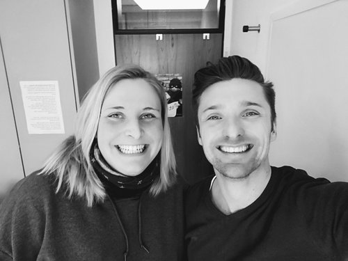04 Rabimmel, Rabammel, Rabatte: Jennifer Niewöhner erklärt Matthias Wittschieben, dass nicht jede Pflanze an jedem Standort gedeihen kann.