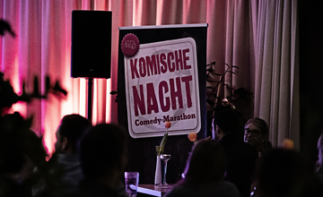 Aufsteller Komische Nacht