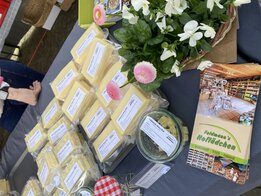 Regionale Artikel beim Ostermarkt Sievern